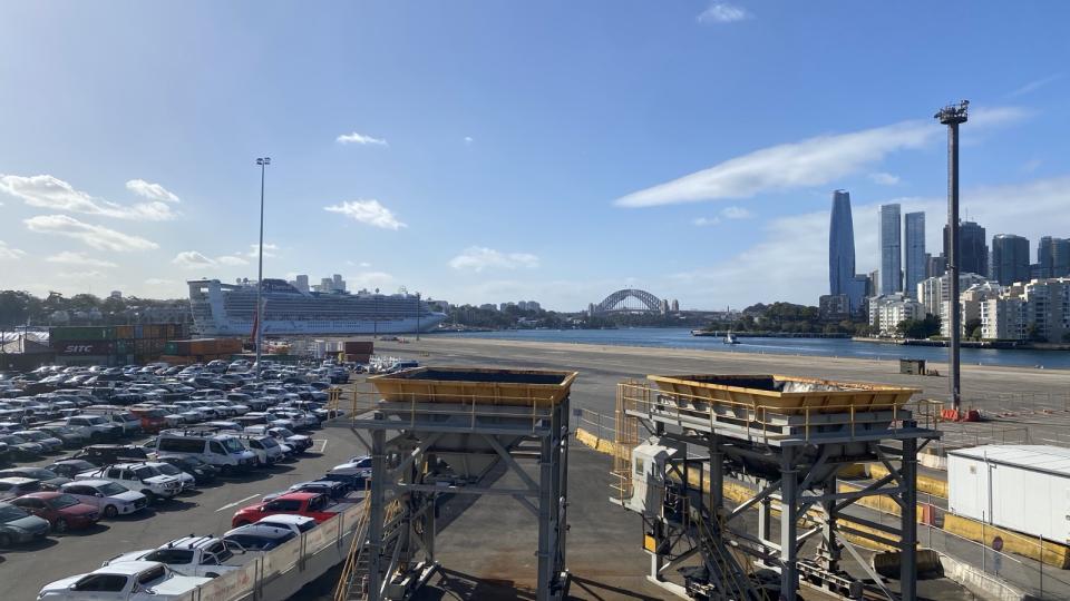 bays west