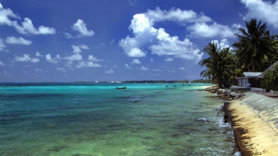 Rising sea levels will submerge about half of Funafuti, the capital of Tuvalu, where the majority of the population live. Photo: Stefan Lins/Wikimedia Commons 