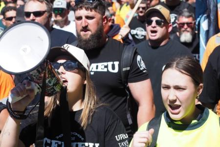 A solidarity rally with the CFMEU on Gadigal Country on September 18